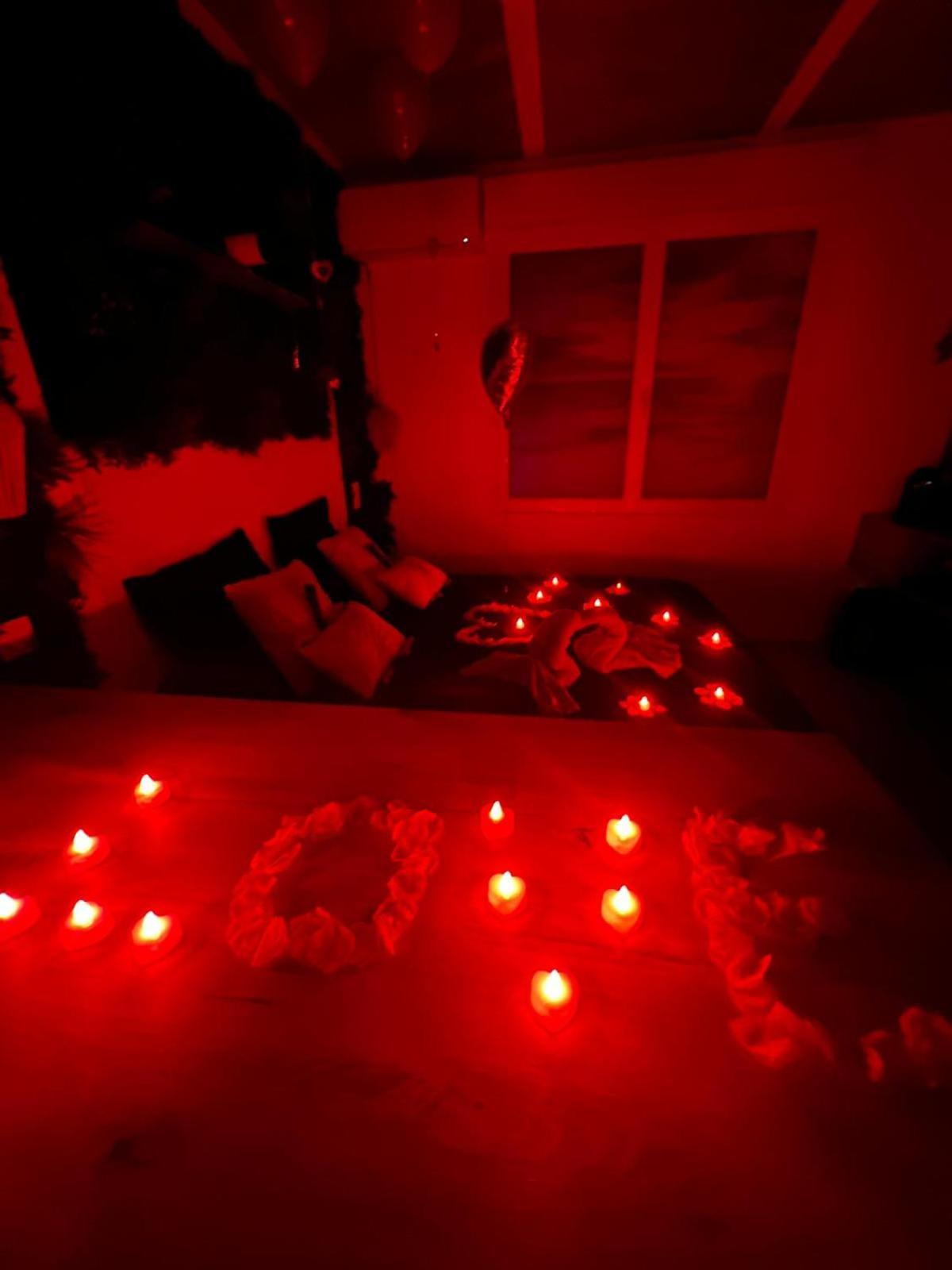 Les Spas De La Mer, Suite & Spa, Love Room, Plein Coeur Du Grau Le Grau-du-Roi Eksteriør bilde